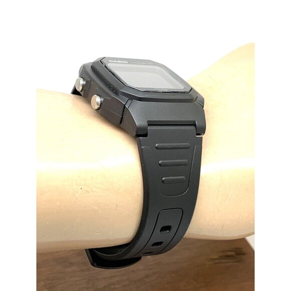 Casio Men's Watch W800H Illuminator Quartz Digital Black Resin Sport 3240 - Picture 12 of 14